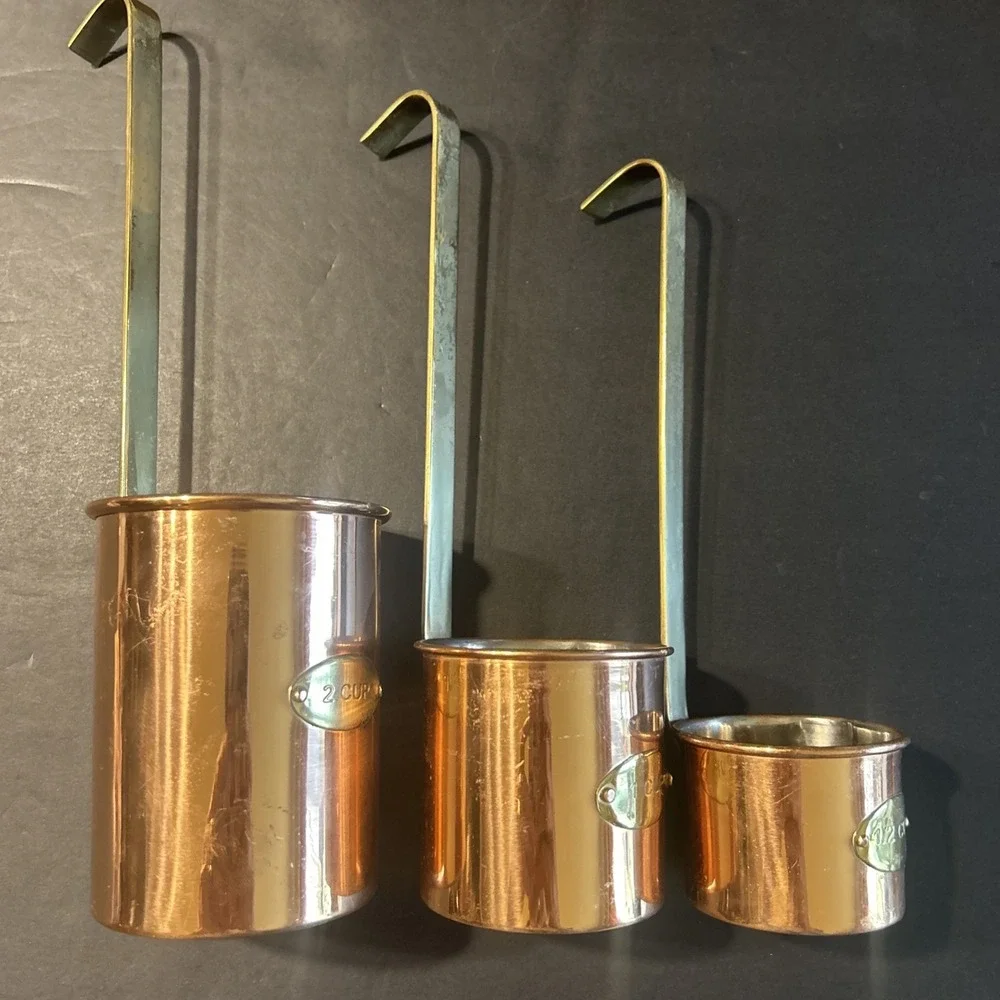 Vintage Copper Nesting Measuring Cups Hanging Ladle Brass Handles Set Of 3